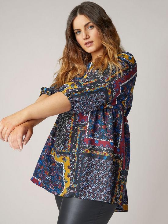 front image of yours-unfiltered-dip-hem-tunic-34-sleeve-teal-scarf-print