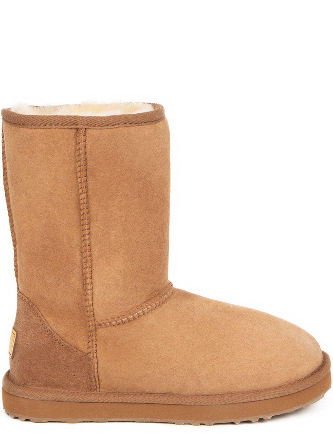 Just sheepskin boots store