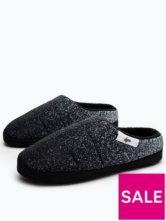 front image of hype-boys-speckle-fade-slippers-black