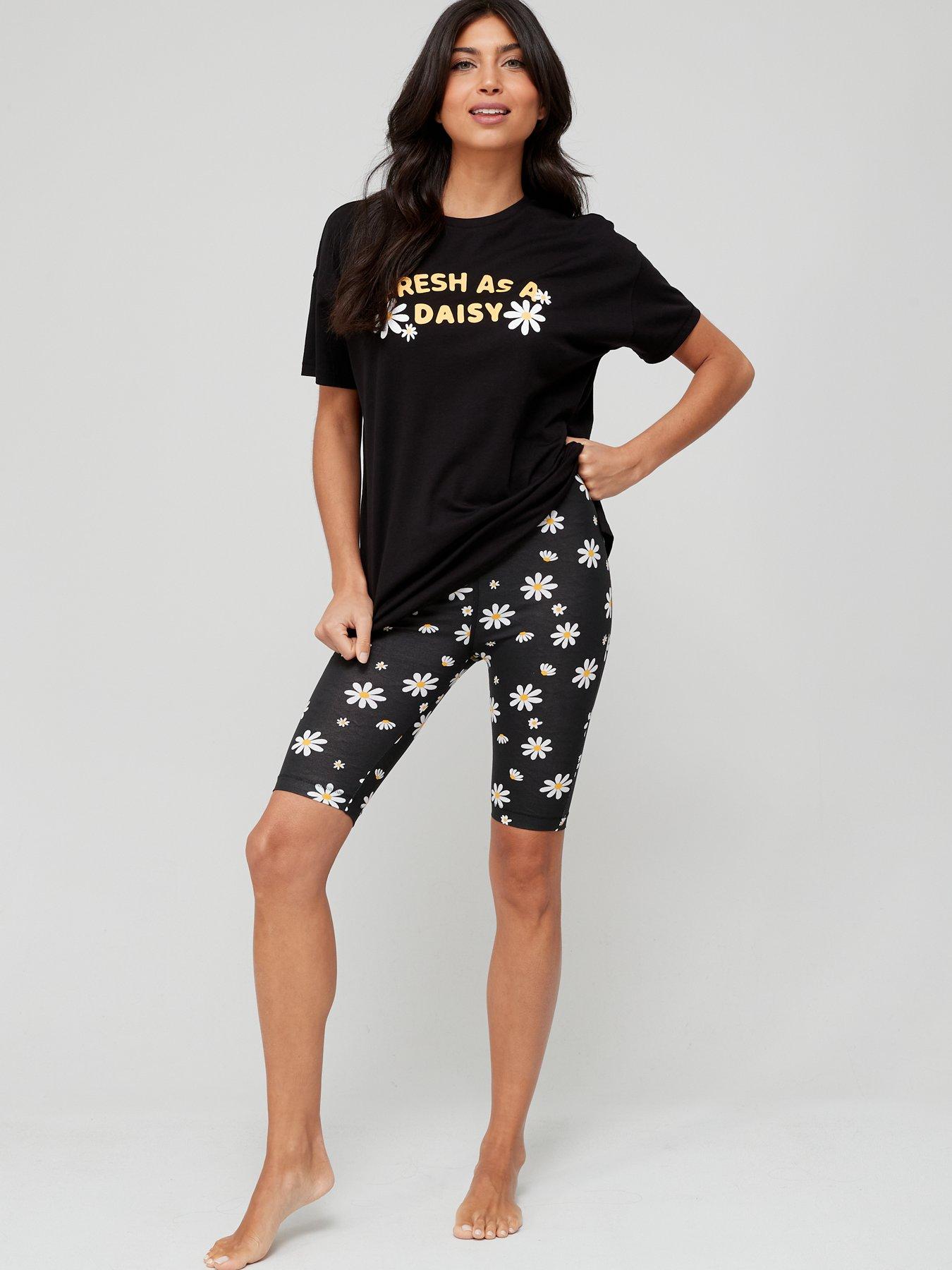 V by Very Fresh As A Daisy Oversized TShirt And Cycling Shorts Set