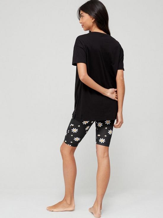 stillFront image of v-by-very-fresh-as-a-daisy-oversized-t-shirt-and-cycling-shorts-set-blacknbsp