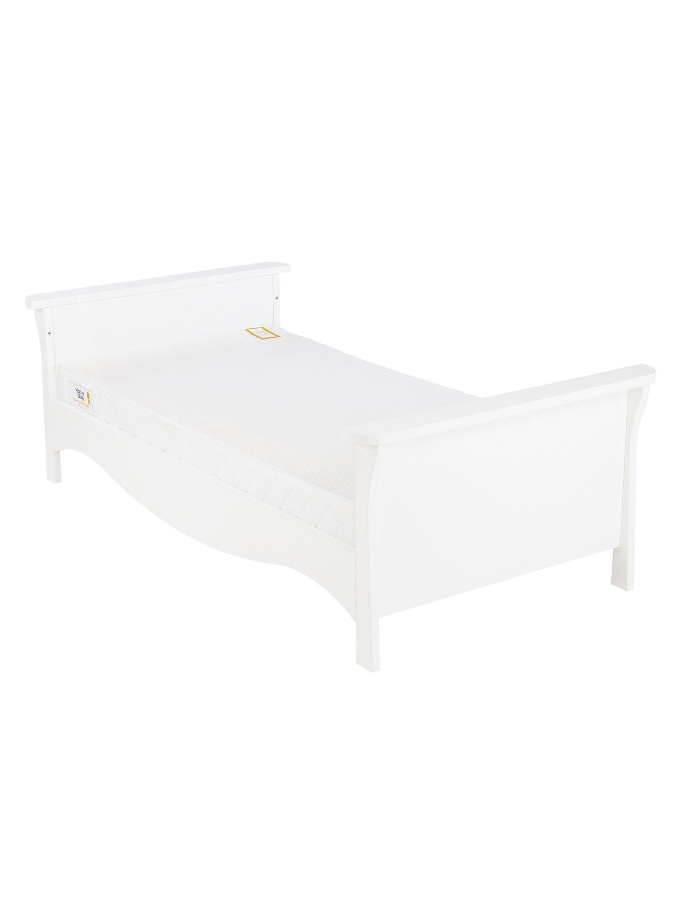 Image 6 of 7 of CuddleCo Clara 2 Piece Nursery Furniture Set - White