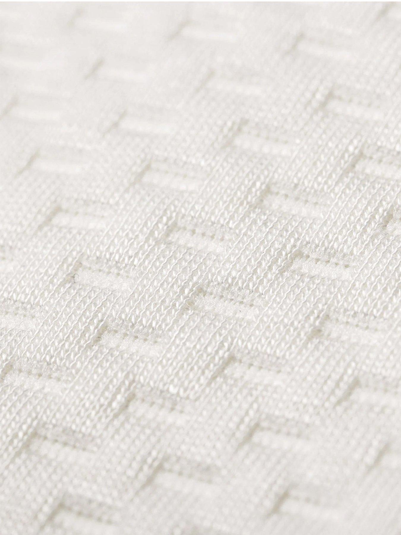 Image 4 of 4 of CuddleCo Signature Hypo Allergenic Bamboo Pocket Sprung Cot Bed Mattress