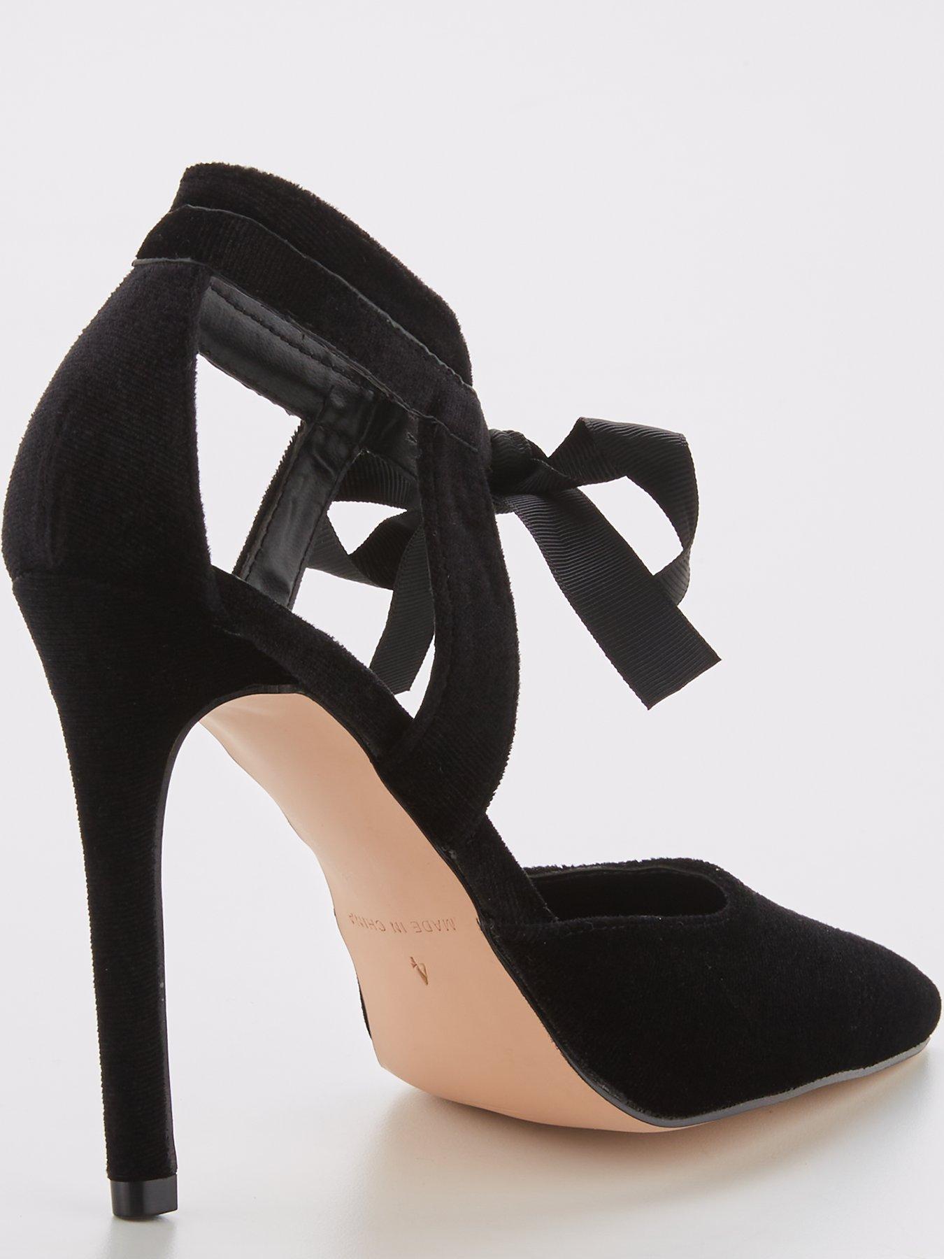Women Camilla Velvet Heeled Shoe - Black