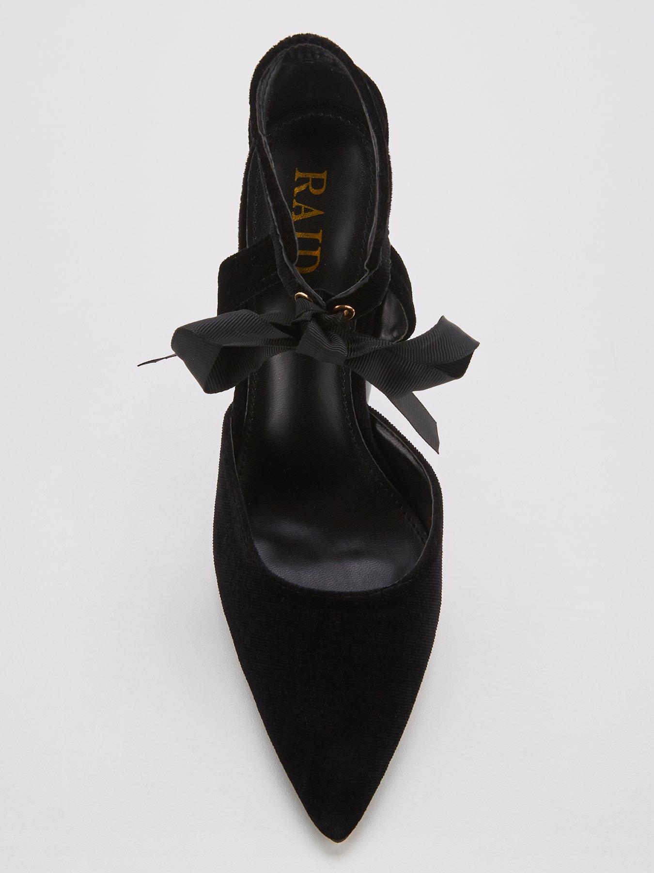 Women Camilla Velvet Heeled Shoe - Black