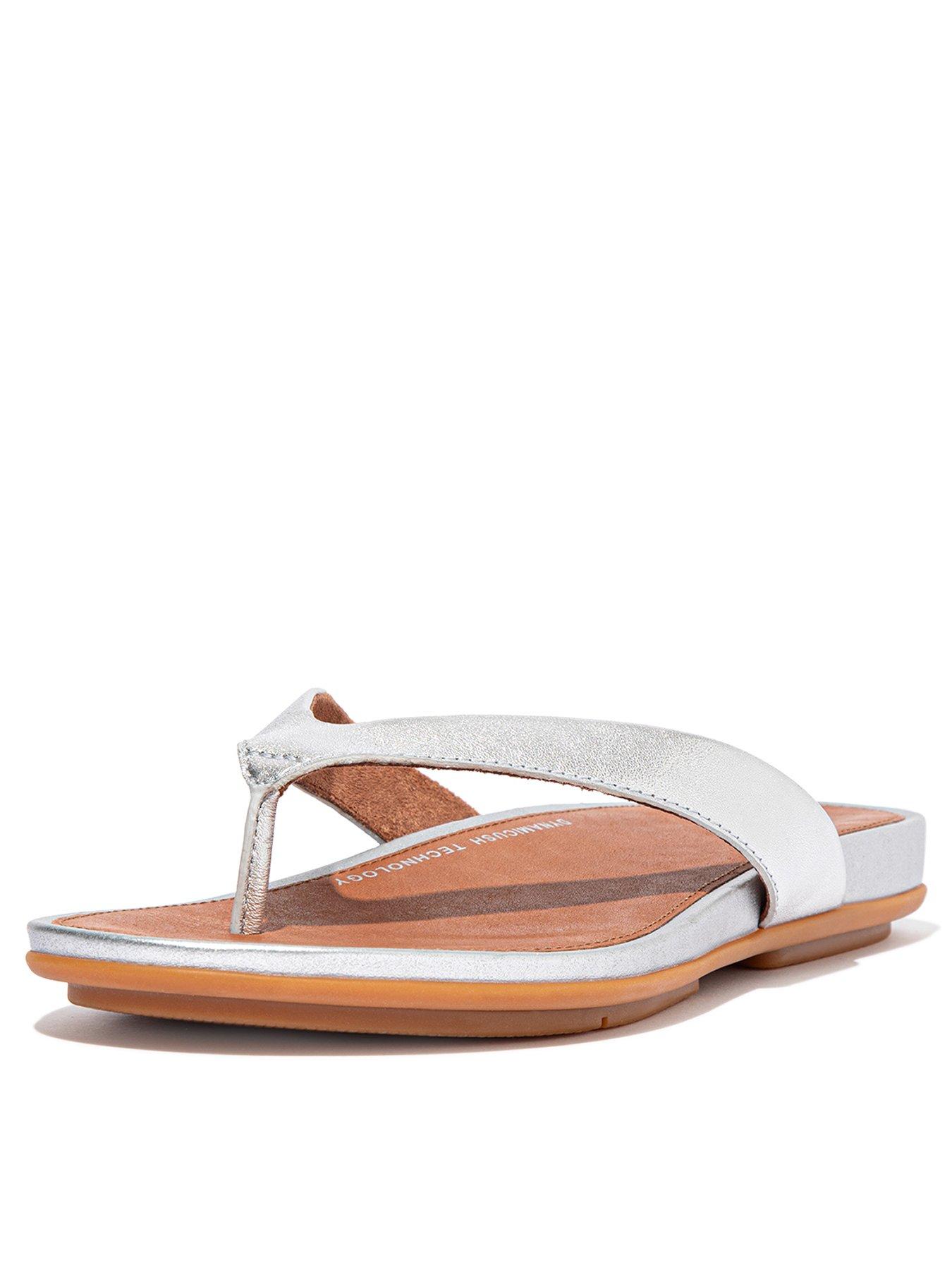 Clarks cycles store womens flip flops