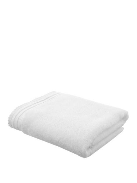 catherine-lansfield-pom-pom-zero-twist-bath-towel