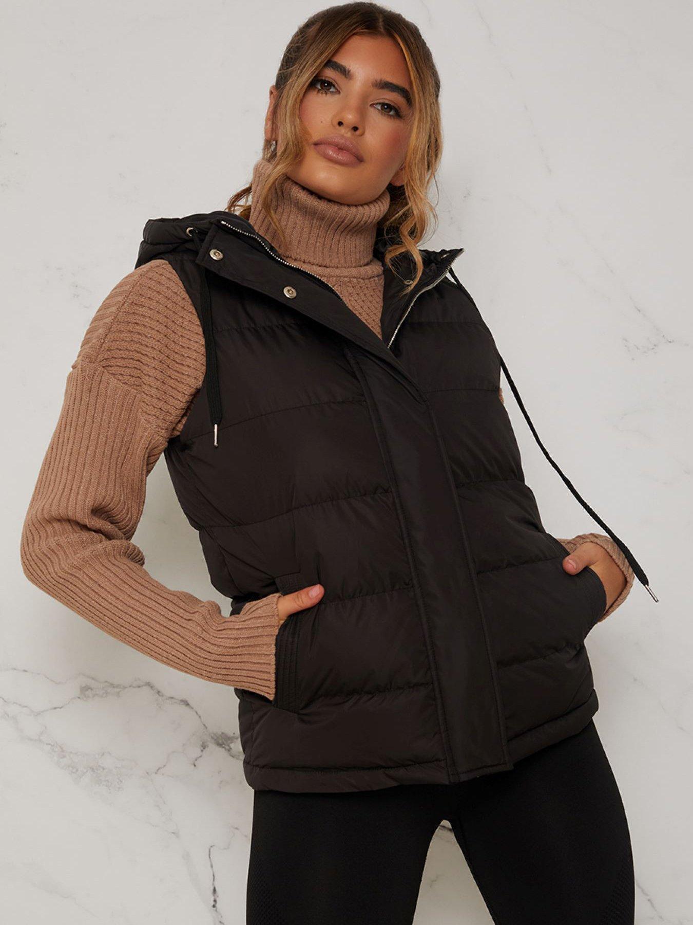 Women Chi Chi Quilted Padded Gilet In Black