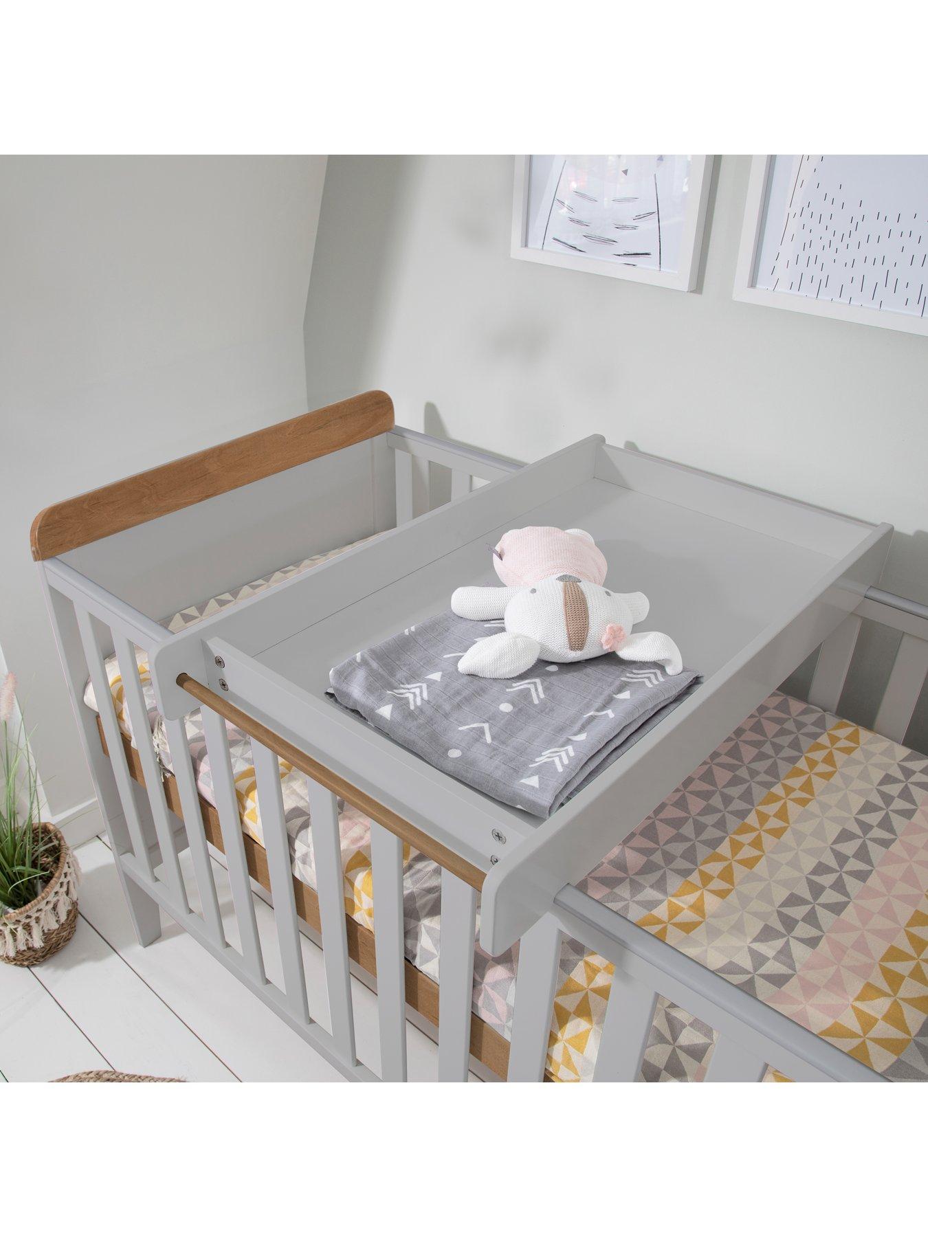 undefined Rio Cot Bed with Cot Top Changer & Mattress - Dove Grey/Oak