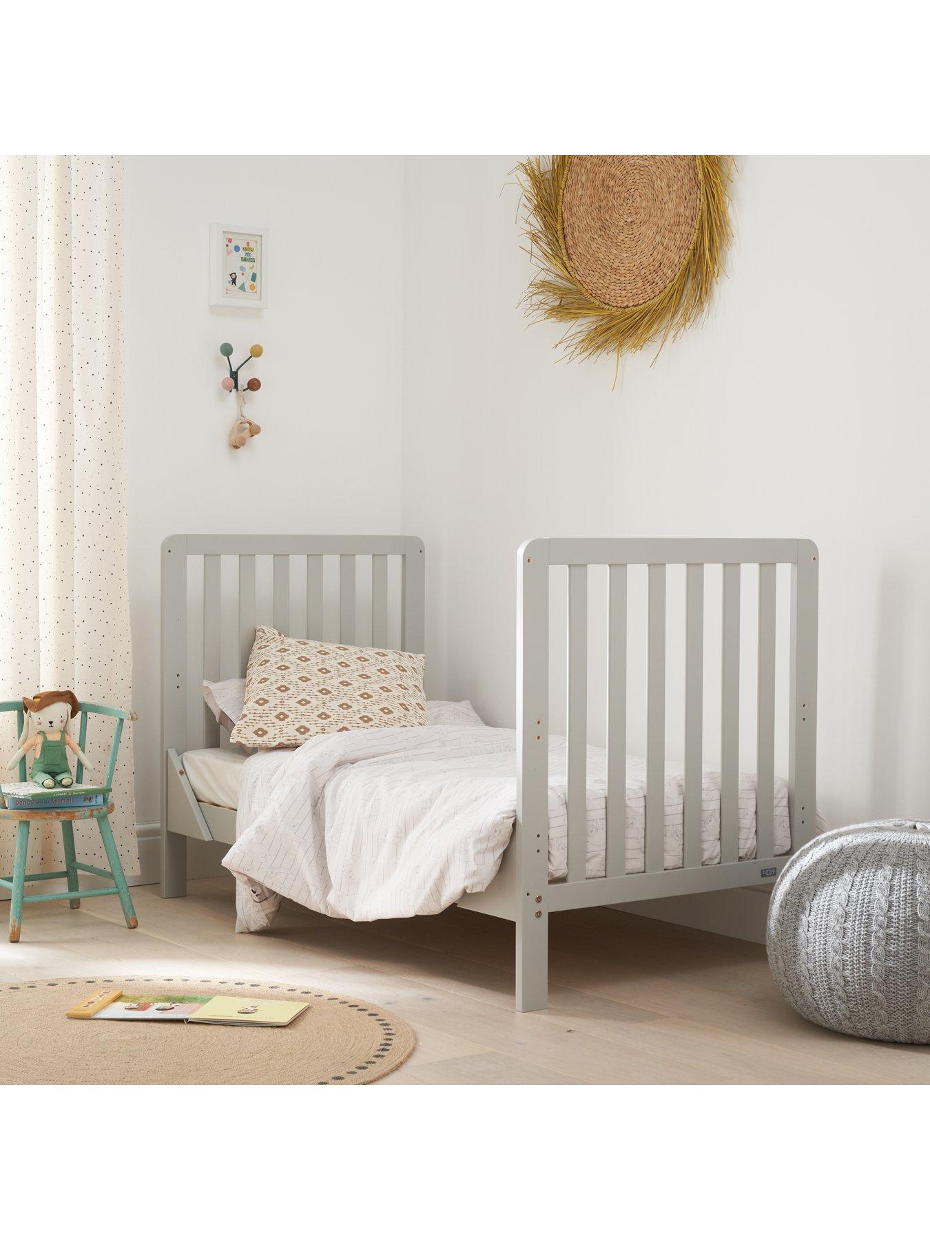 Tutti Bambini Malmo Cot Bed, Cot Top Changer and Mattress Bundle Dove