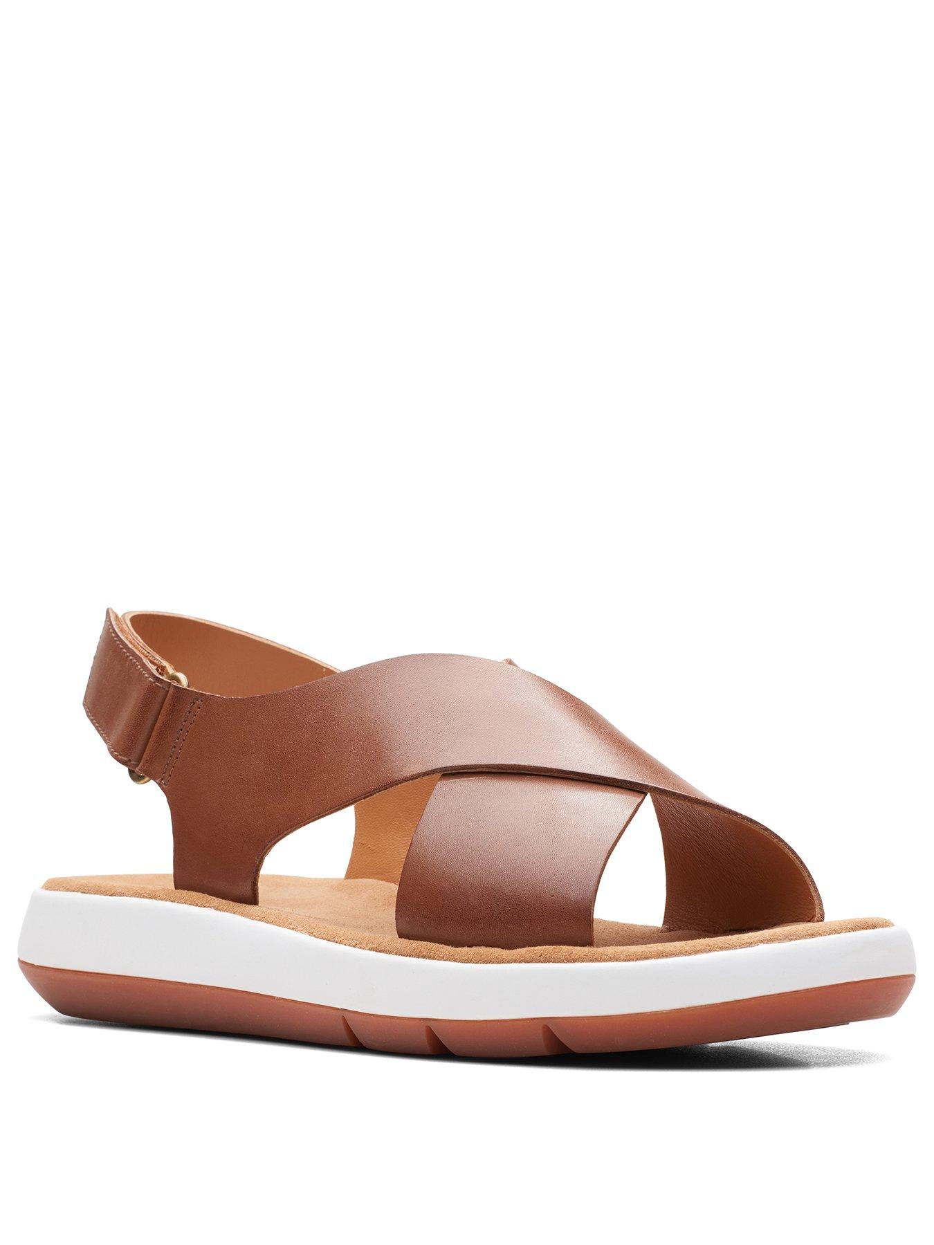 clarks spa sandals