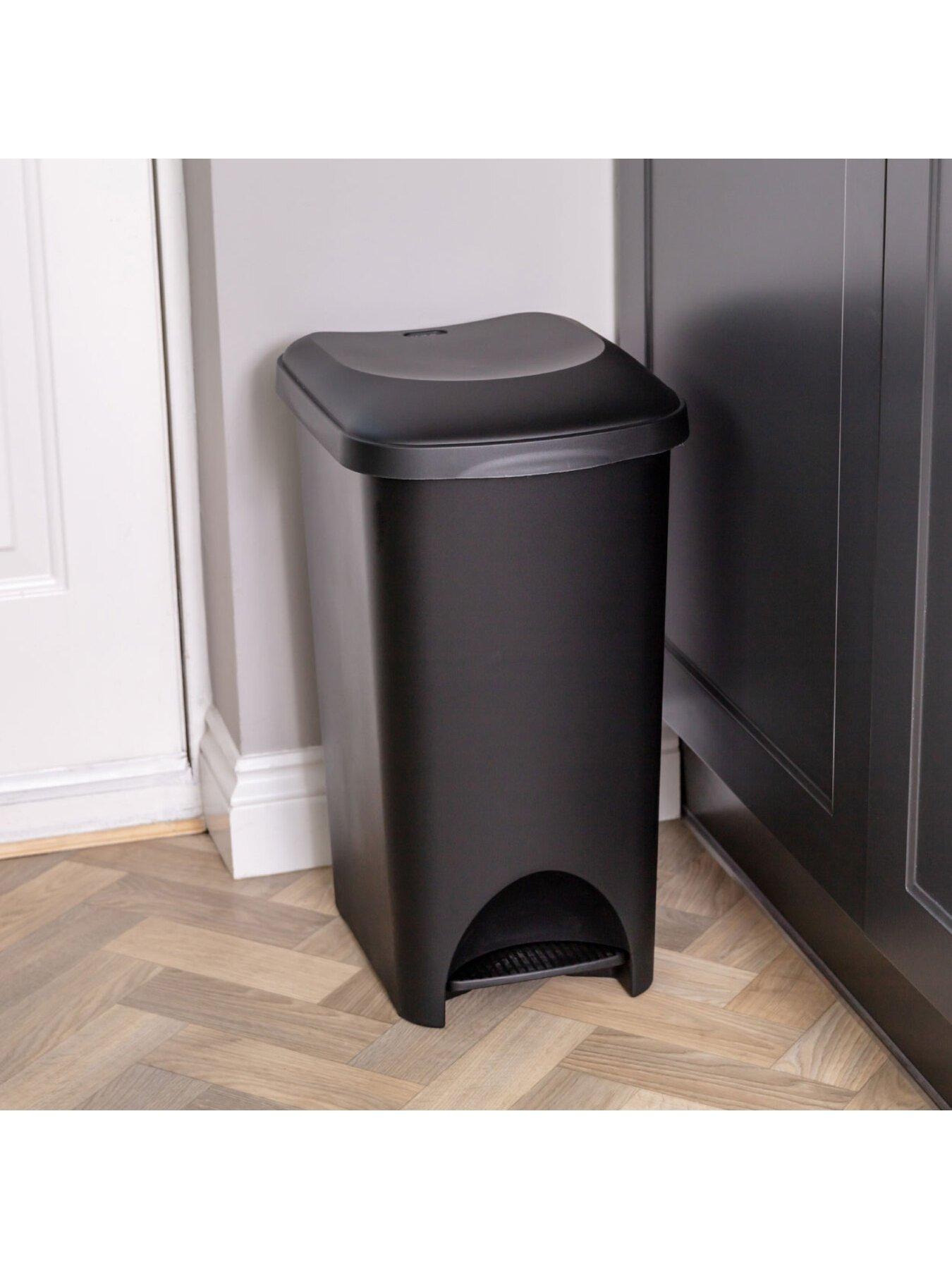 Image 2 of 3 of Addis Plastic Family Pedal Bin