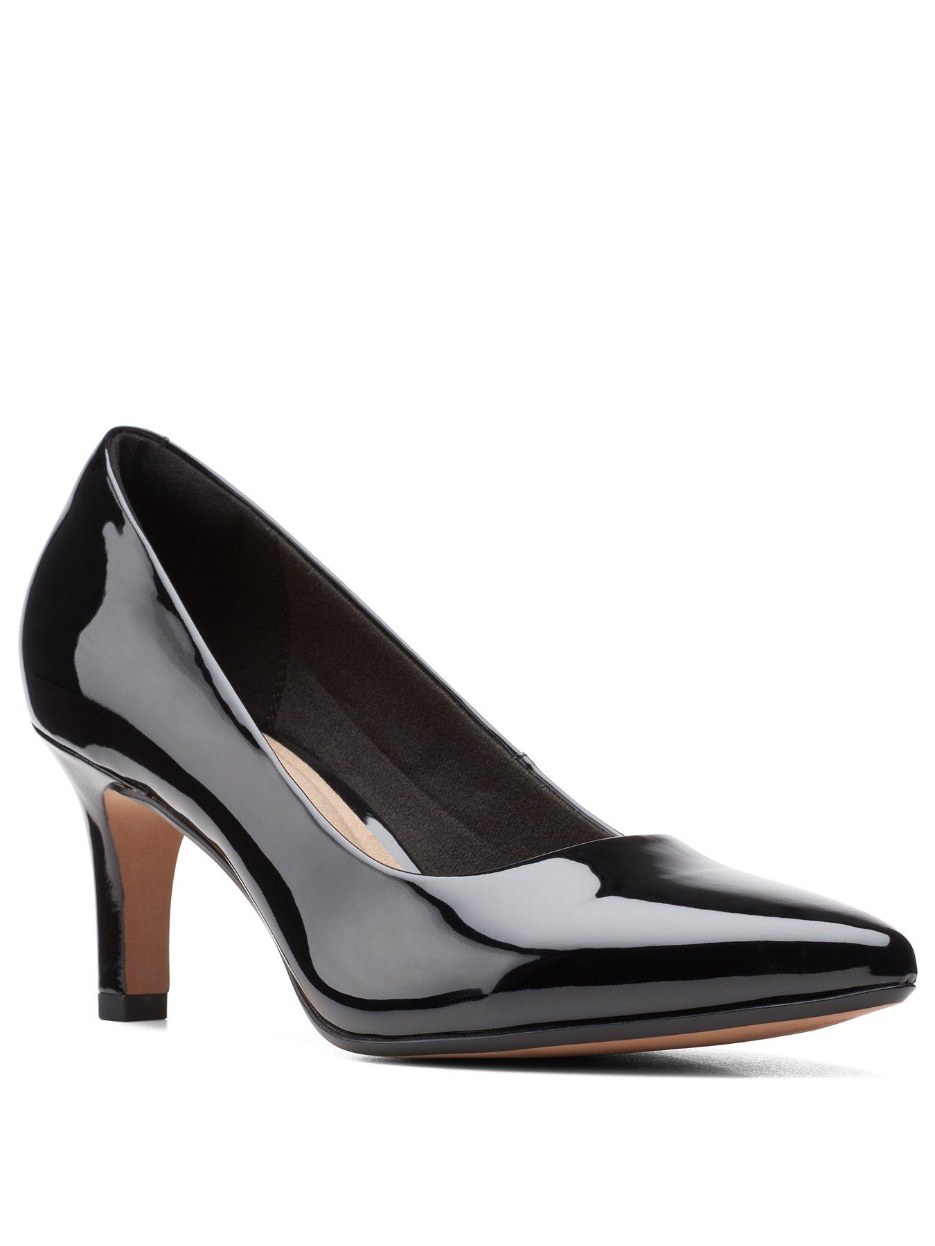 clarks patent heels