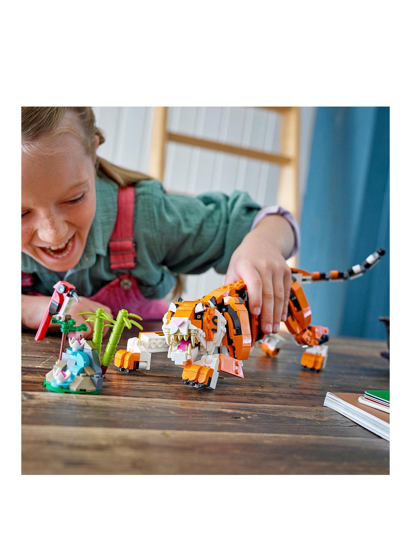 Image 2 of 8 of LEGO Creator Majestic Tiger