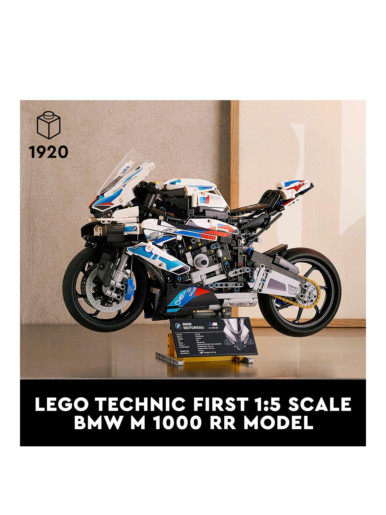 BMW M 1000 RR 42130, Technic