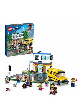Lego School Day Set With Bus Toy 60329