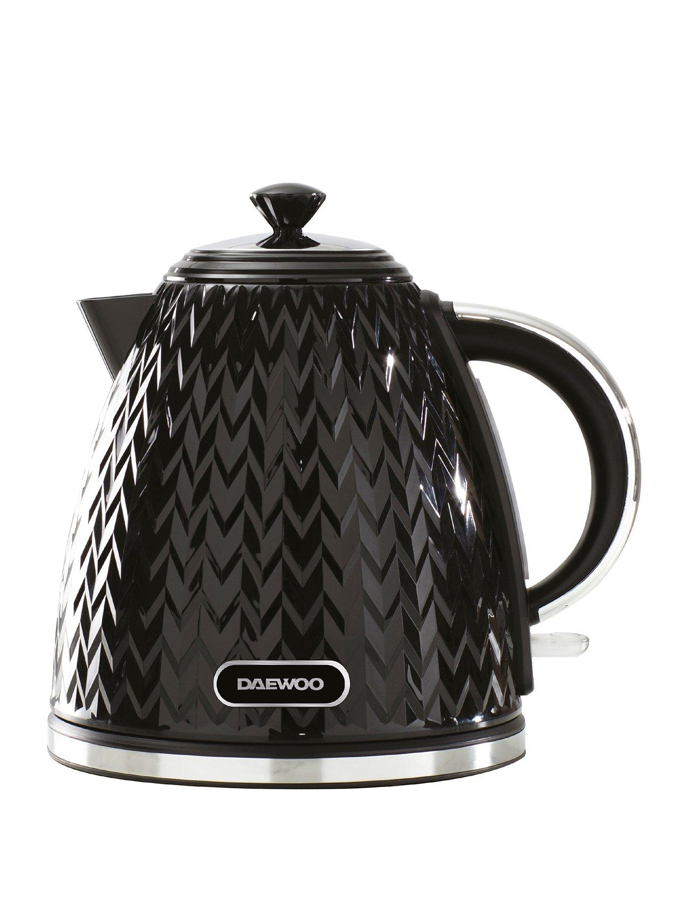 Product photograph of Daewoo Argyle Kettle- Black from very.co.uk