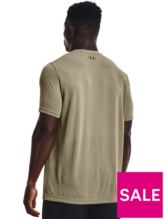 stillFront image of under-armour-training-seamless-short-sleevenbspt-shirt-light-khaki