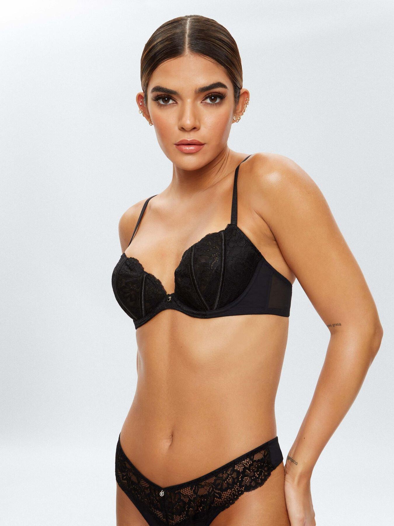 Don't be fooled by the delicate lacy appearance of this piece – it's also a  perfect support garment with underwire and light padding. A demi cup with  high apex means that you
