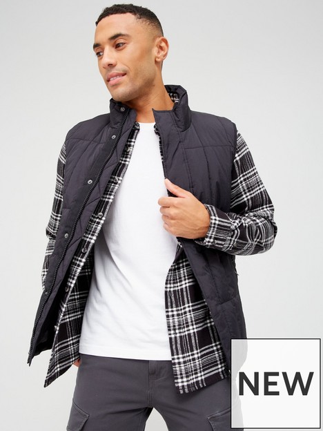 very-man-square-quilted-gilet-black