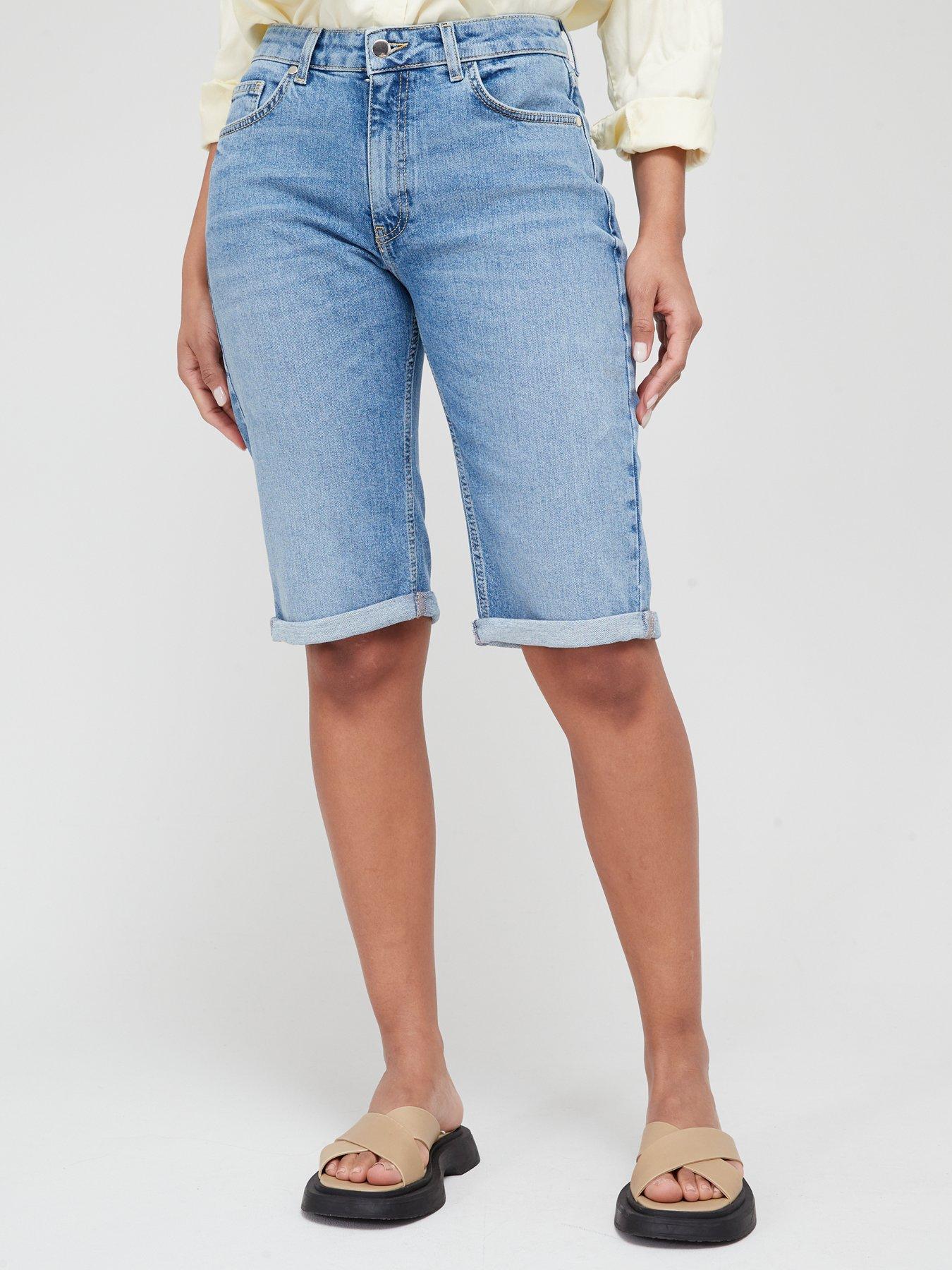 Womens Clothing Shorts Knee-length shorts and long shorts Blue Boutique Moschino Fleece Shorts & Bermuda Shorts in Dark Blue 