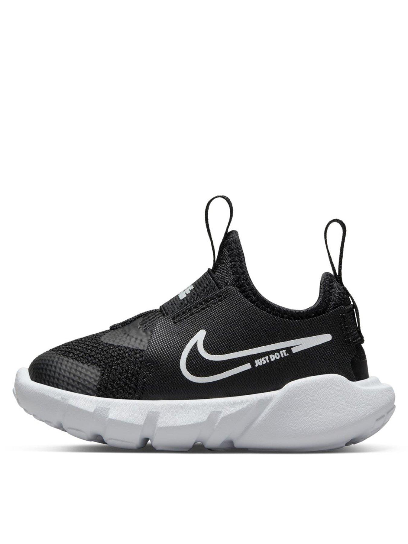 Nike flex run sales 217 women's black