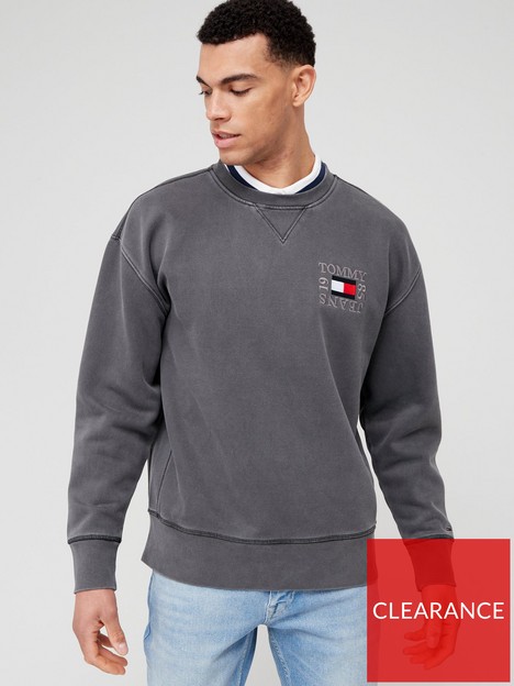tommy-jeans-timeless-tommy-box-sweatshirt-washed-black