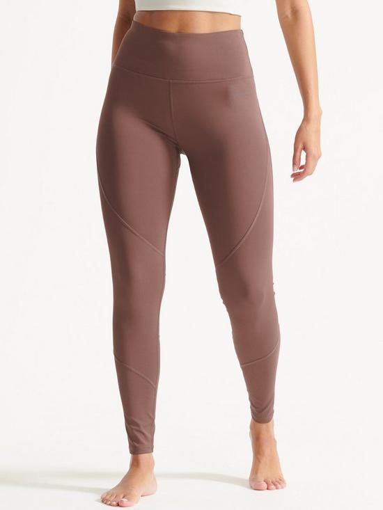 front image of superdry-train-high-waisted-legging--brown