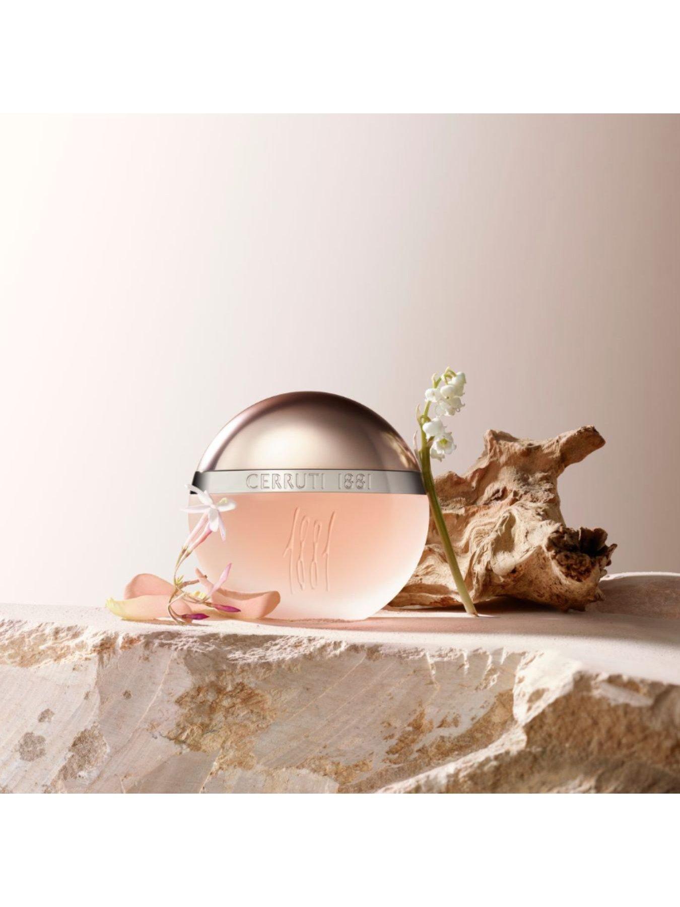 Image 3 of 5 of Cerruti 1881 Femme 30ml Eau de Toilette