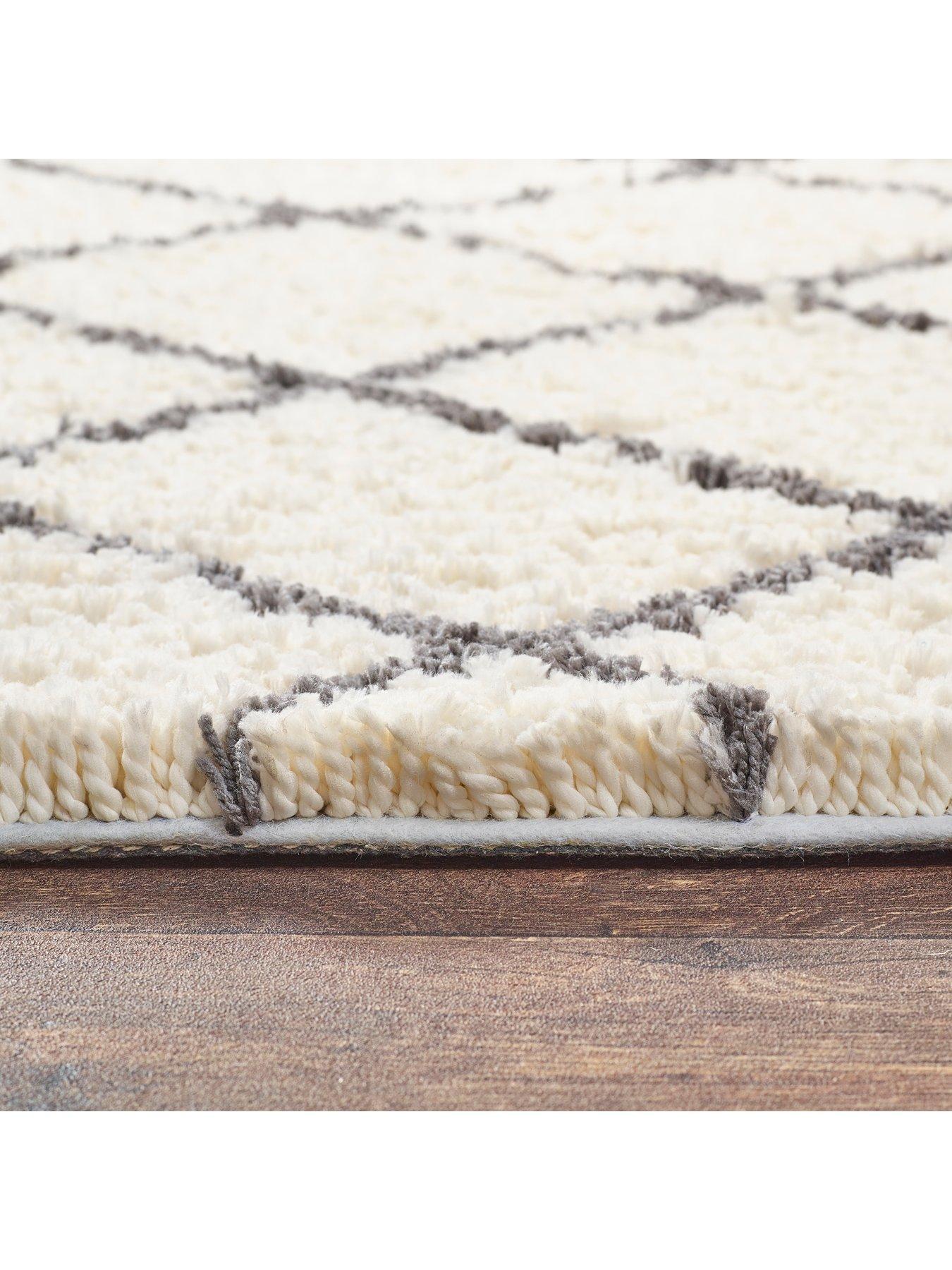 Image 3 of 5 of Origins Artisan Diamond Rug