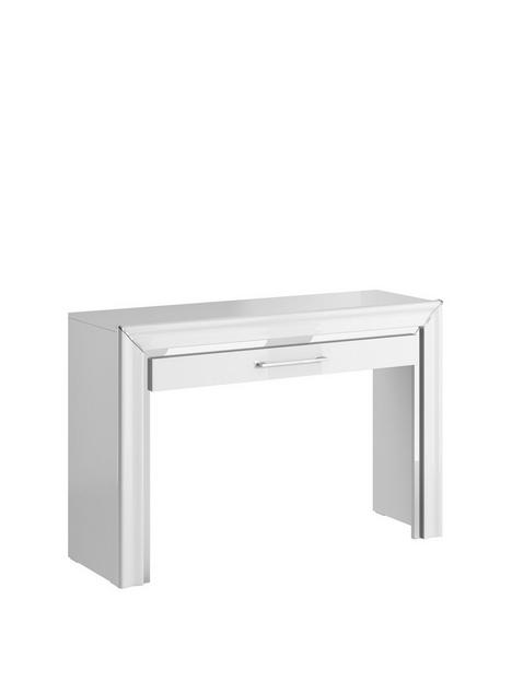 scout-dressing-table