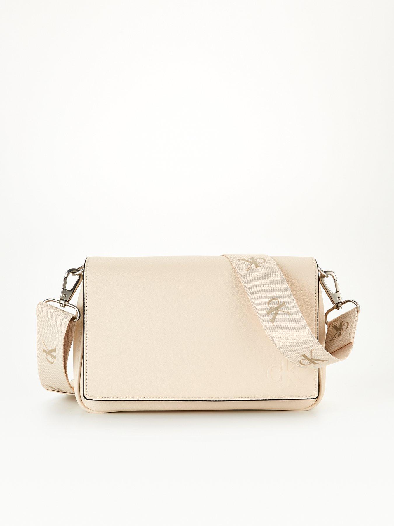 Calvin Klein Jeans Ultralight Conv Flap Bag - Beige 