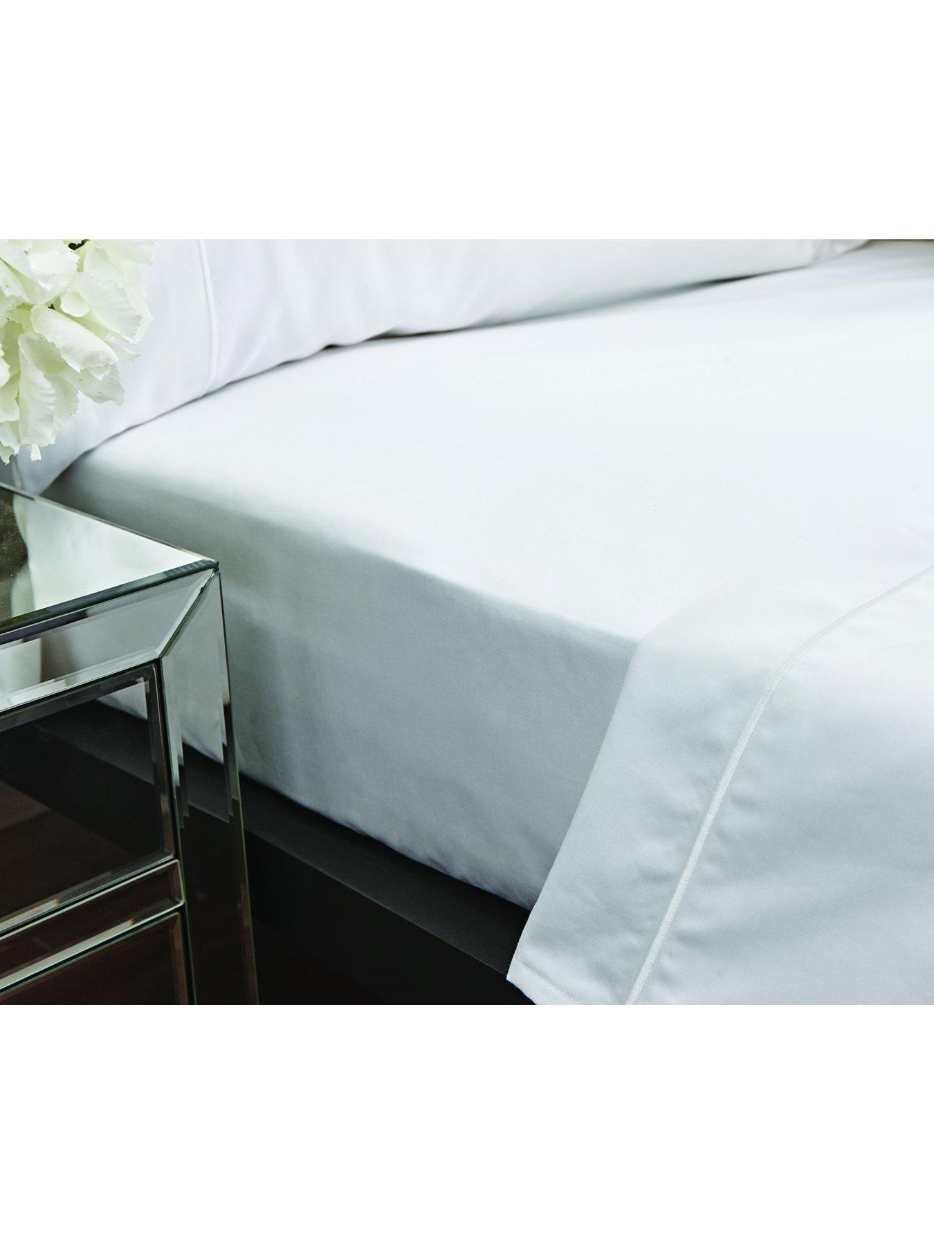 Bianca Luxury 800 Thread 100% Cotton Sateen Fitted Sheet - White