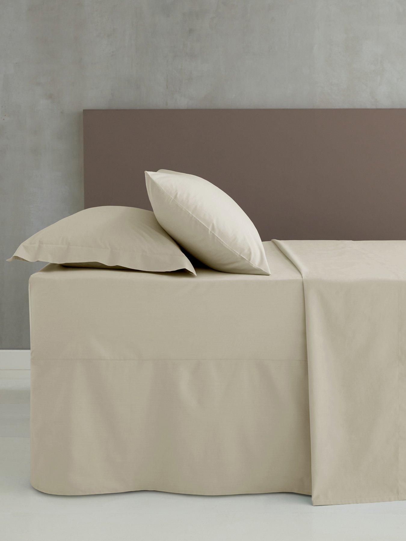 Product photograph of Catherine Lansfield Cl Easy Iron 180 Thread Count King Size Fitted Sheet from very.co.uk