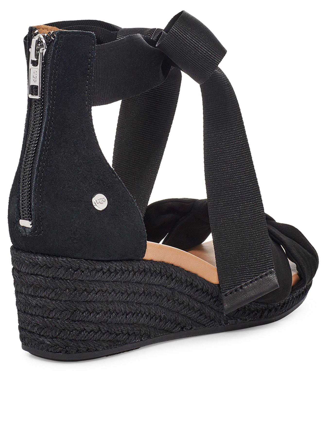 ugg yarrow black