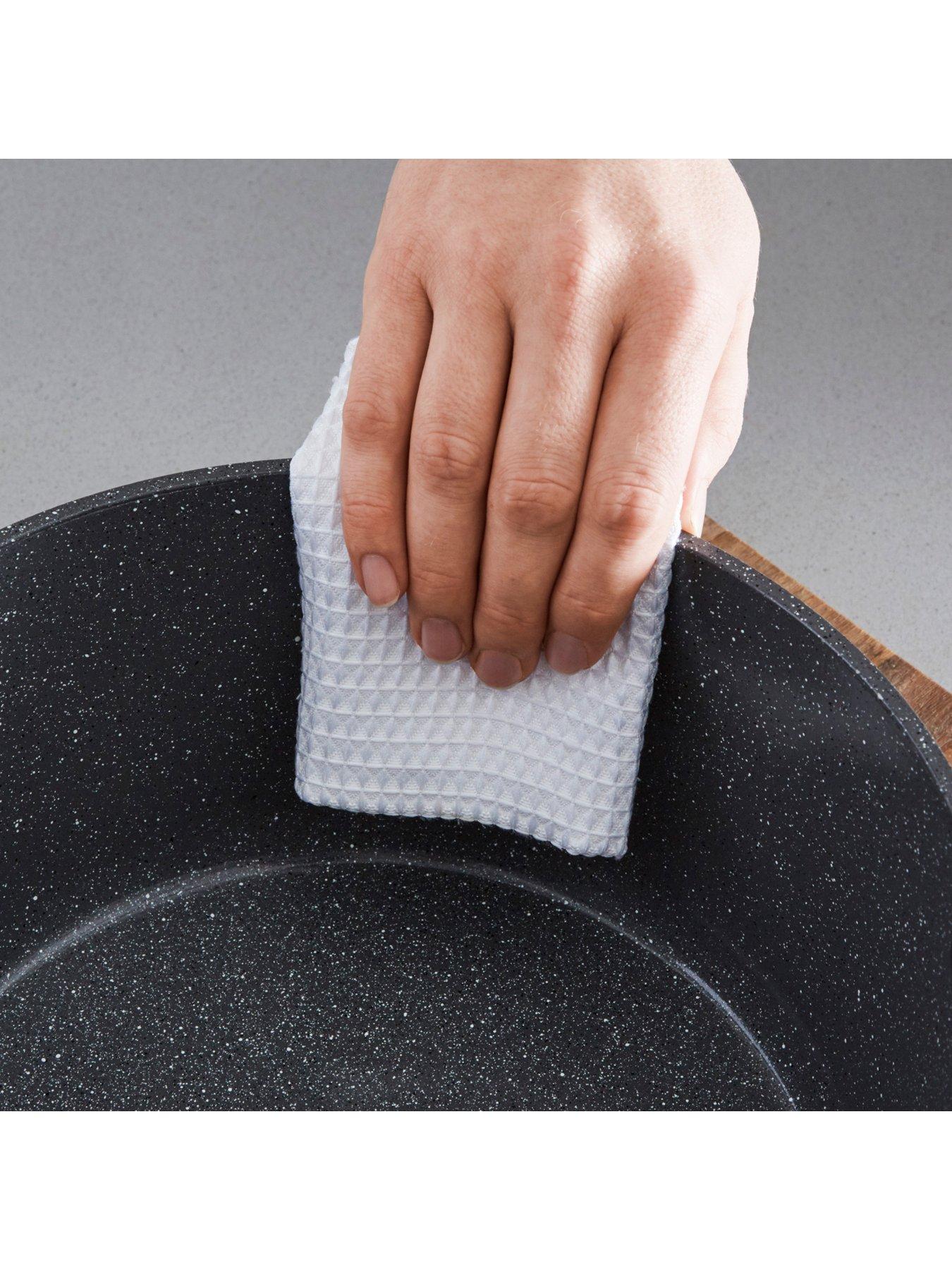 Image 3 of 7 of Tower Cerastone 28 cm Casserole Pan