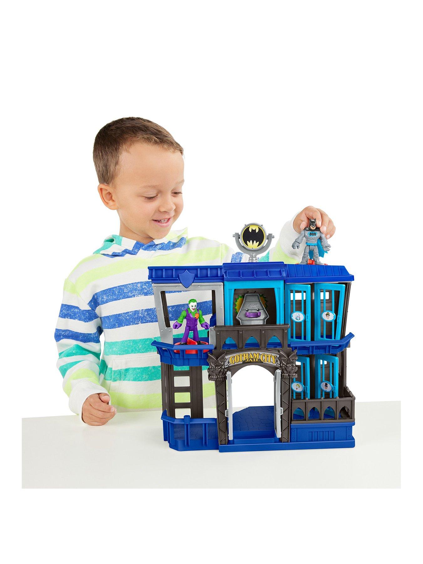 Gotham city shop jail toy