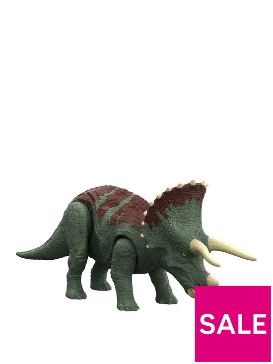 stillFront image of jurassic-world-dominion-roar-strikers-triceratops-dinosaur-figure