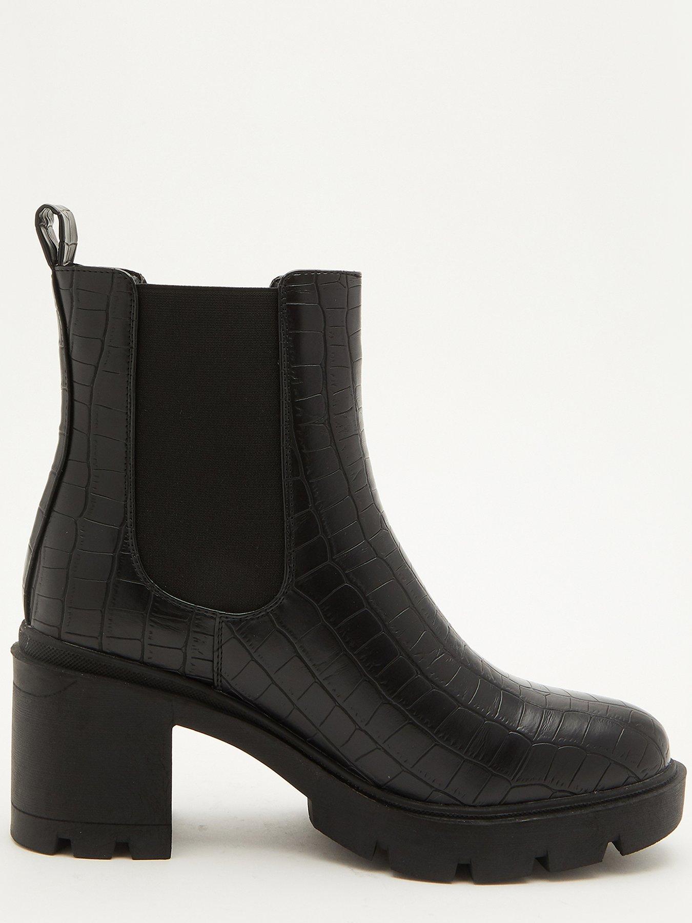  Faux Leather Heeled Ankle Boot