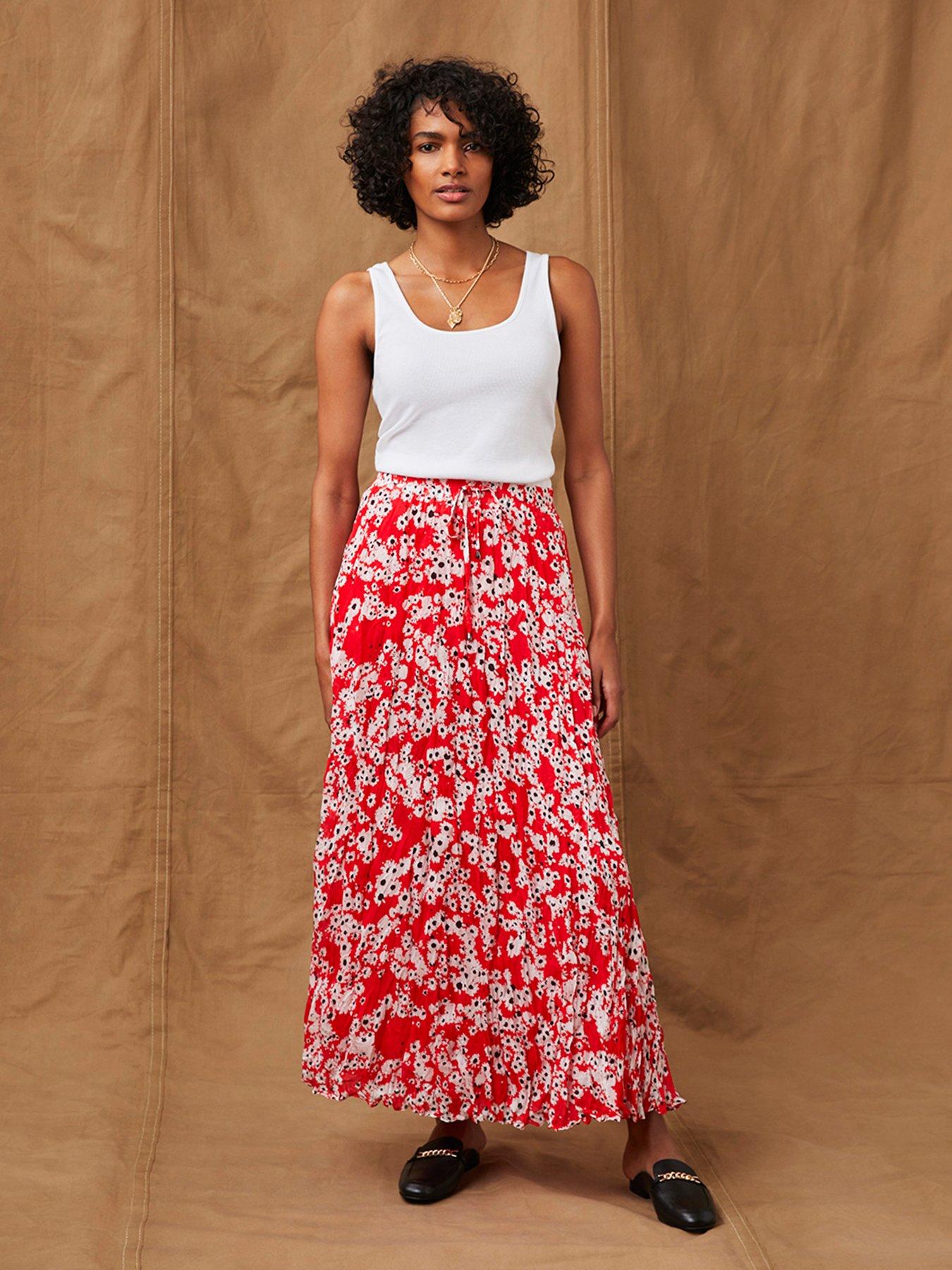 Red maxi clearance skirt uk