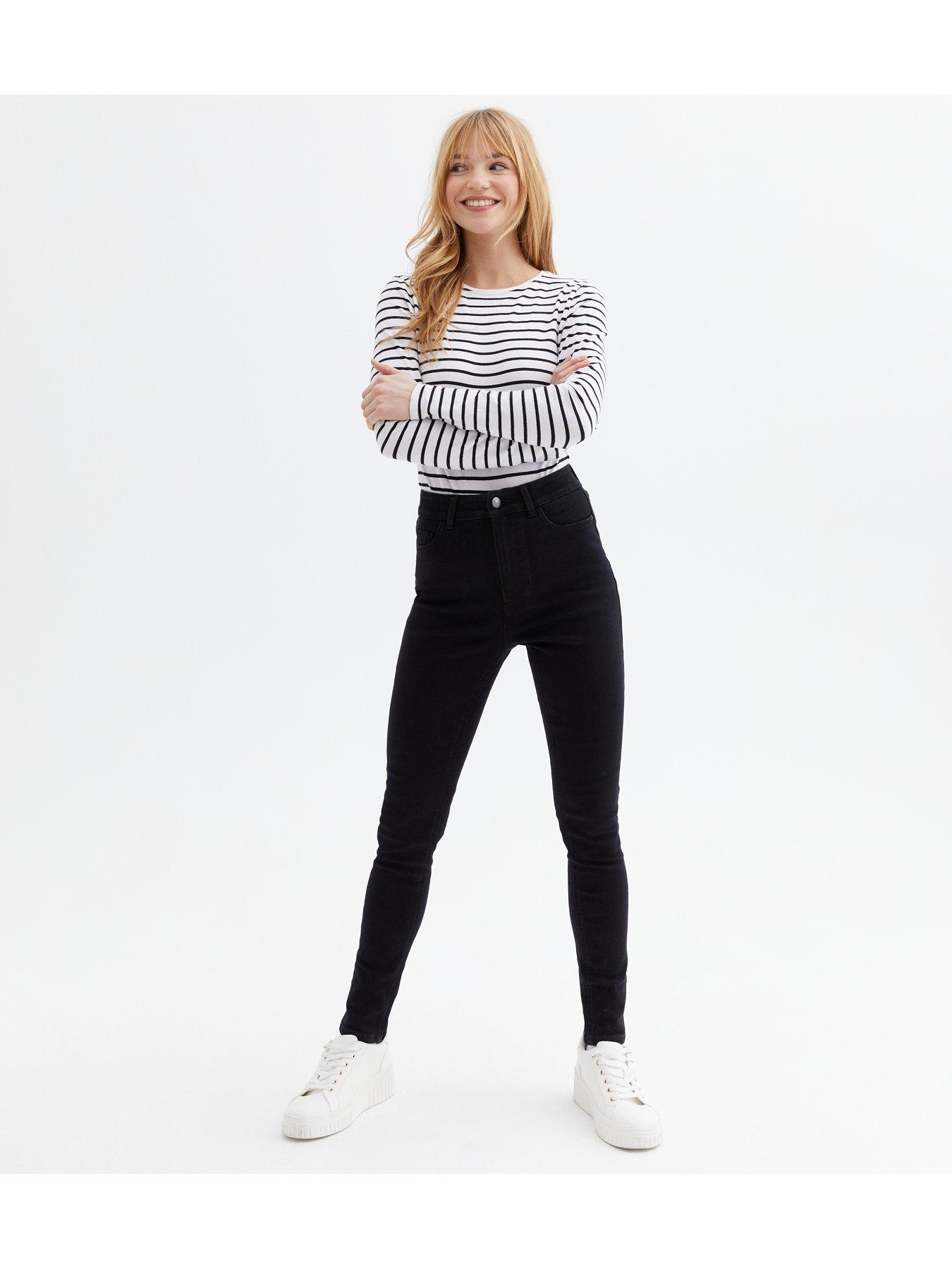 Women 'Lift & Shape' Jenna Skinny Jeans - Black