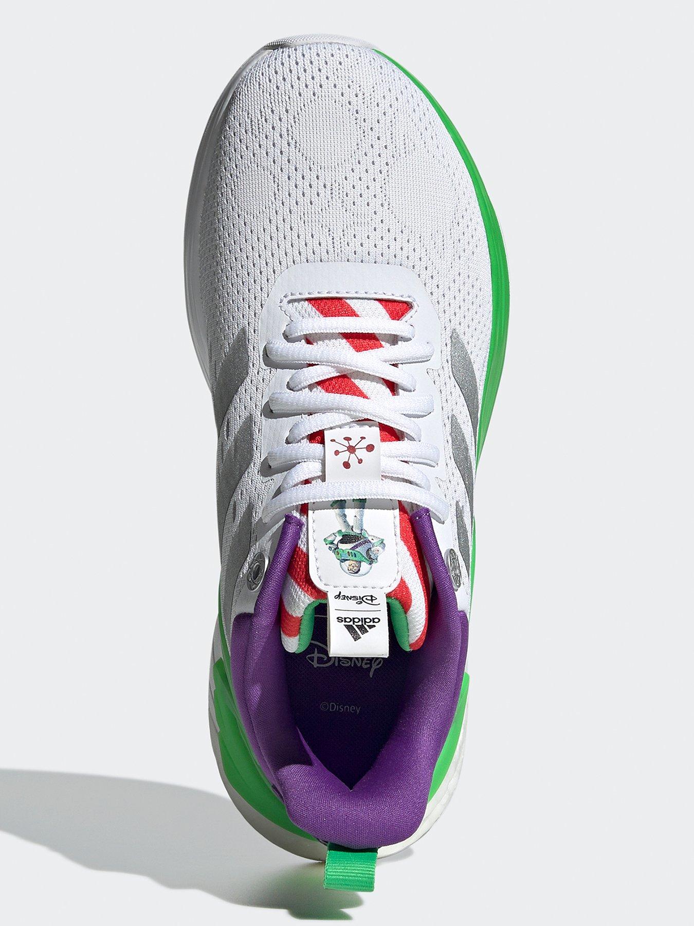 voucher buzz sneakers