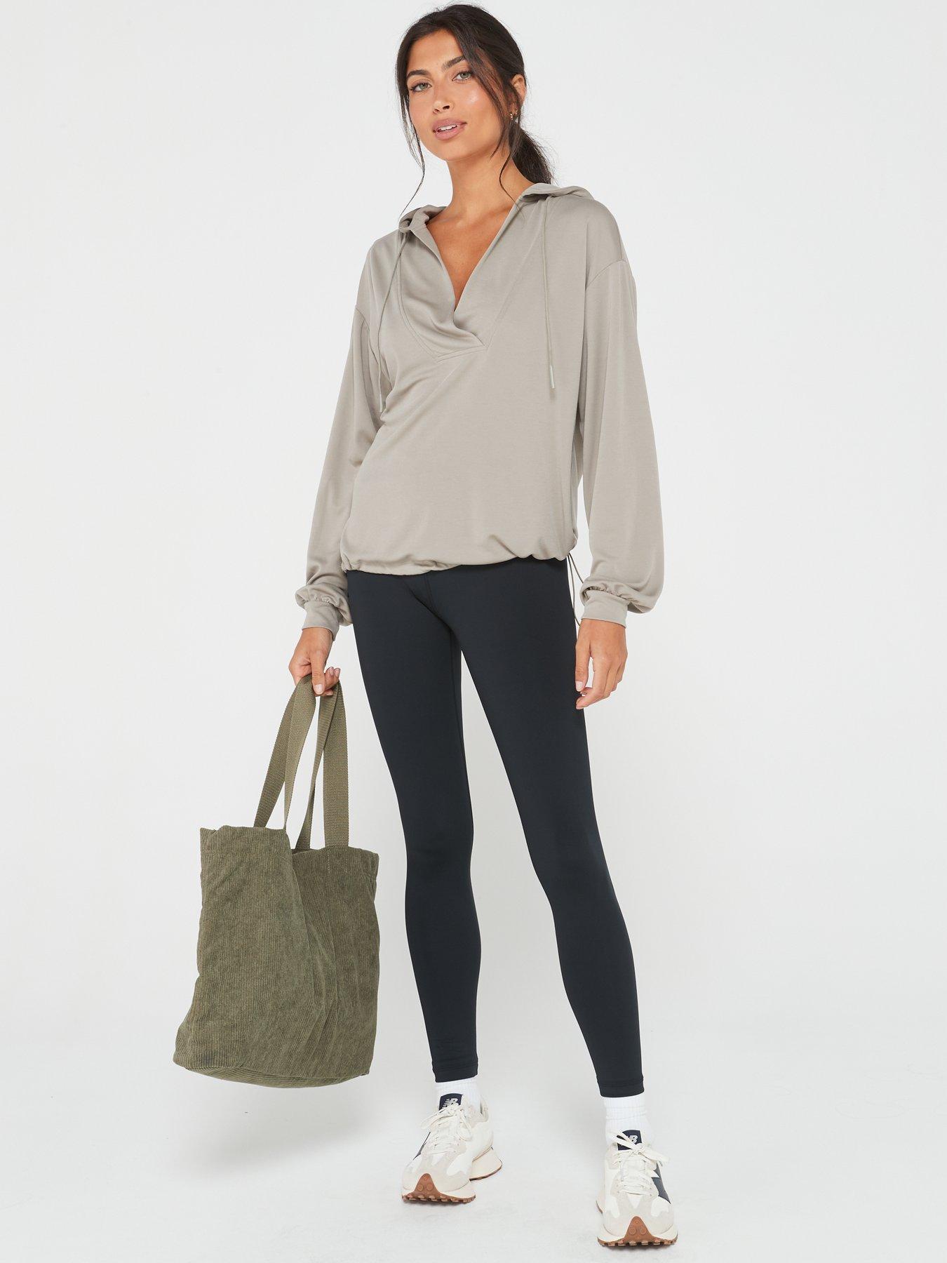 New to LLL. What size in this should I buy? (Me: 5'6, 120-125 lbs, 26  waist, 34 hips) : r/lululemon
