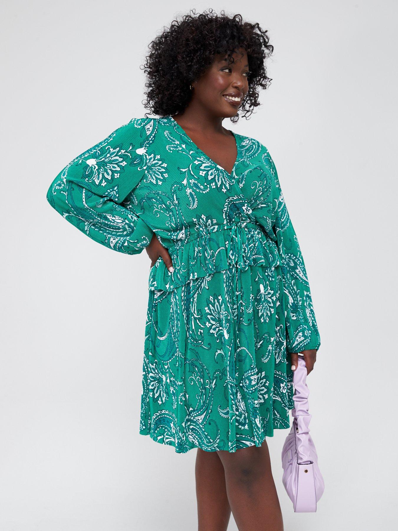 Green plisse hot sale dress