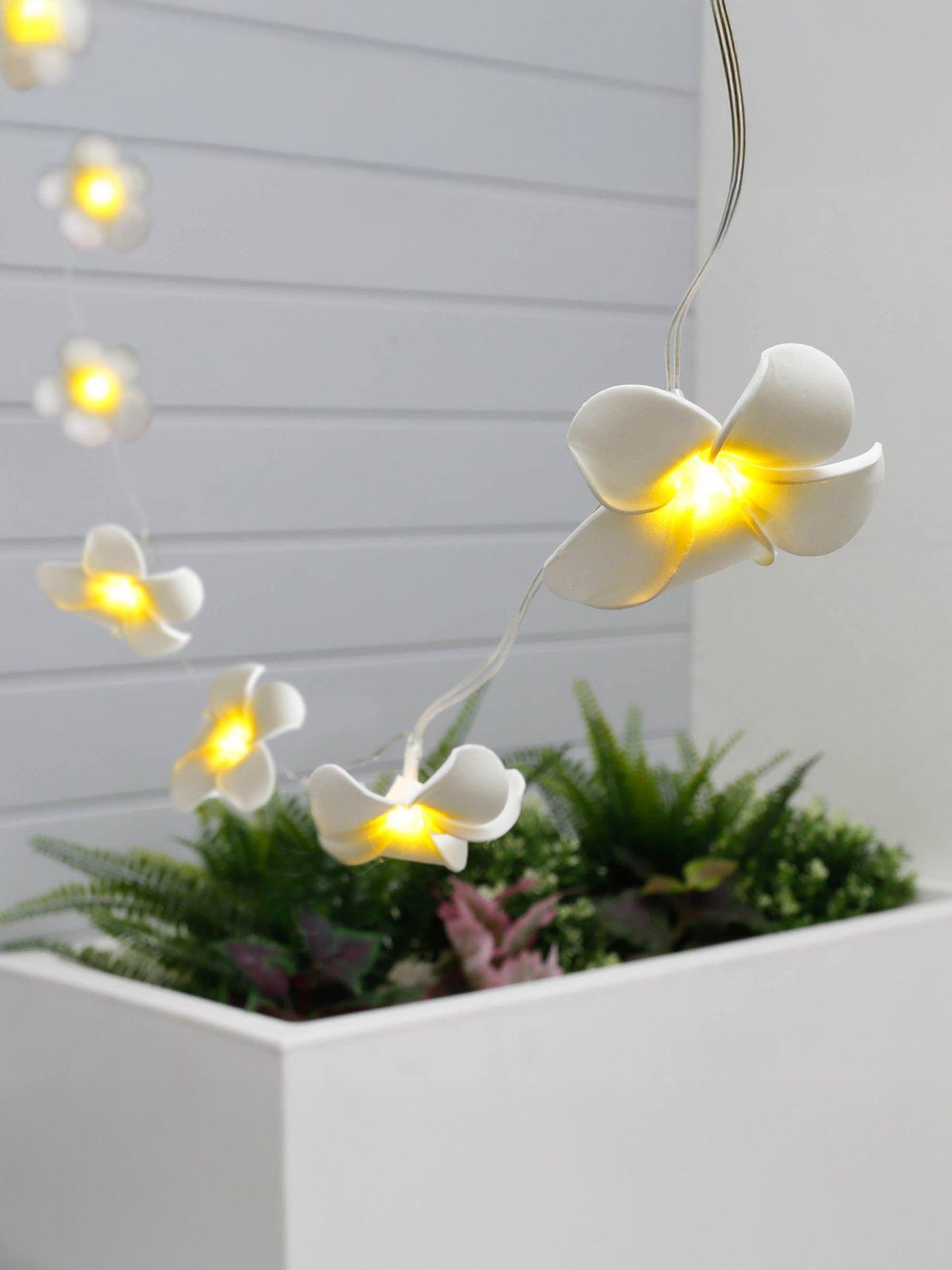 Product photograph of Streetwize Solar Frangipani Flower String Lights from very.co.uk