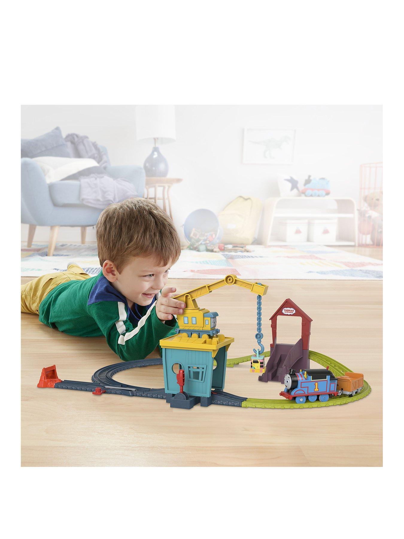 Thomas the hot sale train playset