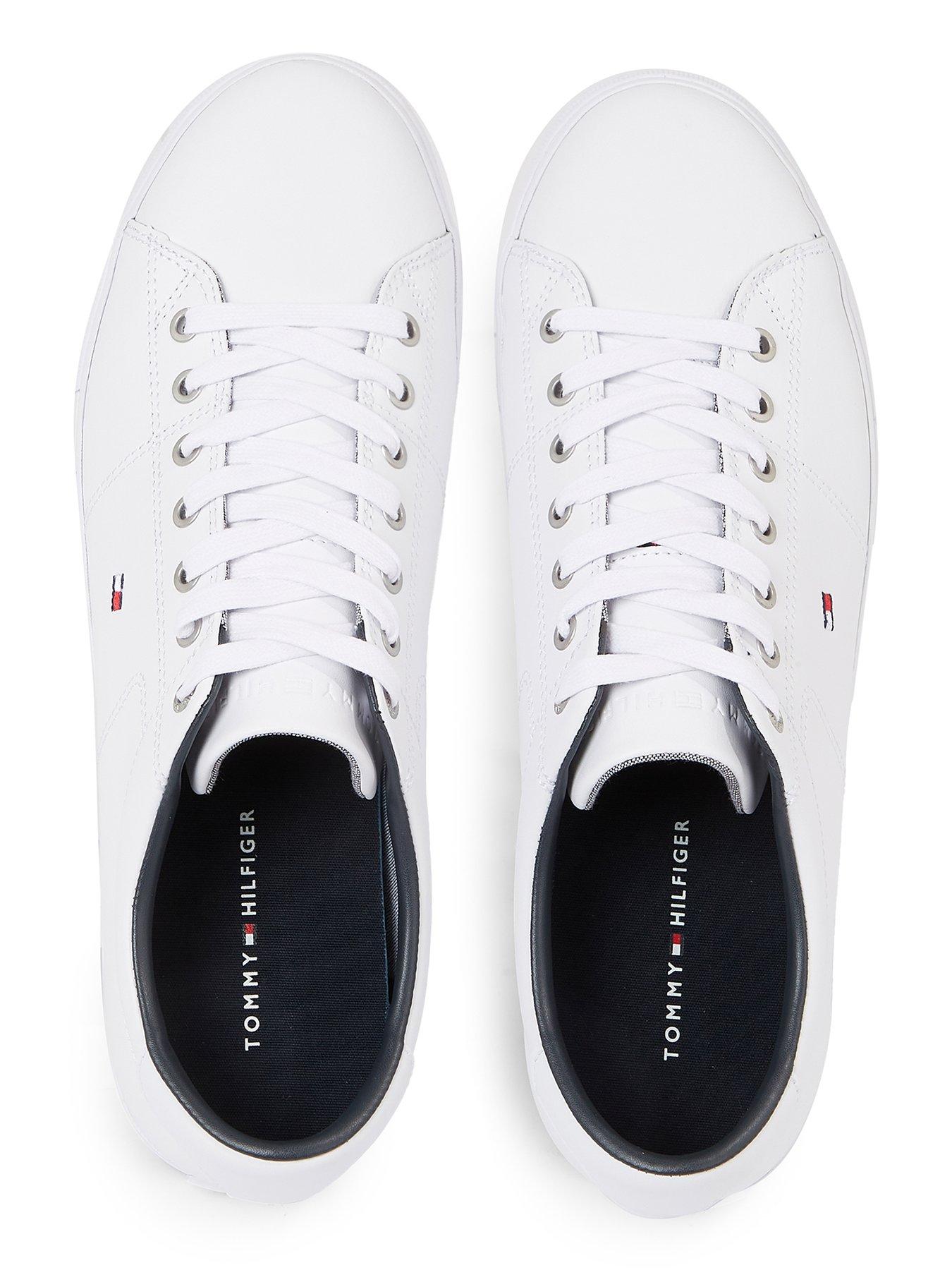 Tommy hilfiger star essential hot sale trainers