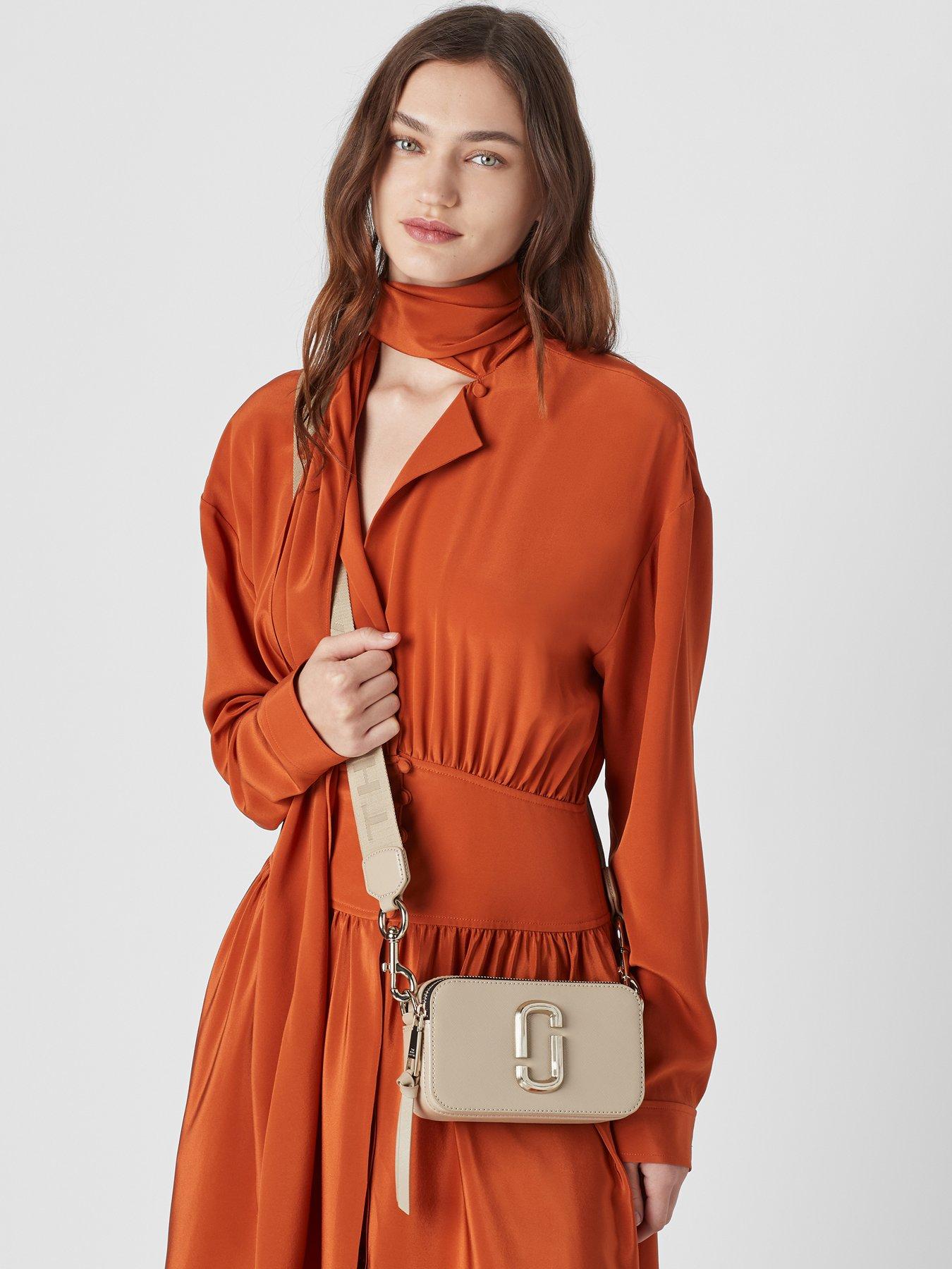 Marc jacobs women's snapshot cross body bag hotsell