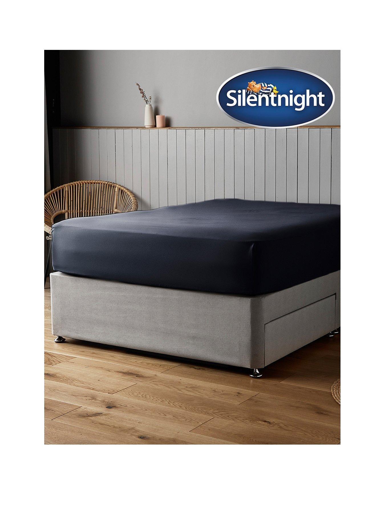 Product photograph of Silentnight Supersoft Plain Dye 28 Cm Fitted Sheet - Navy from very.co.uk