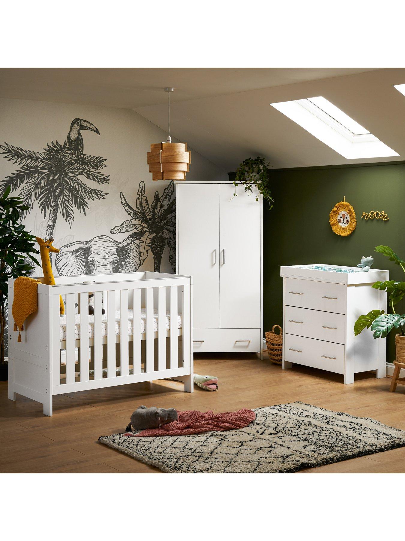 Very deals nursery furniture